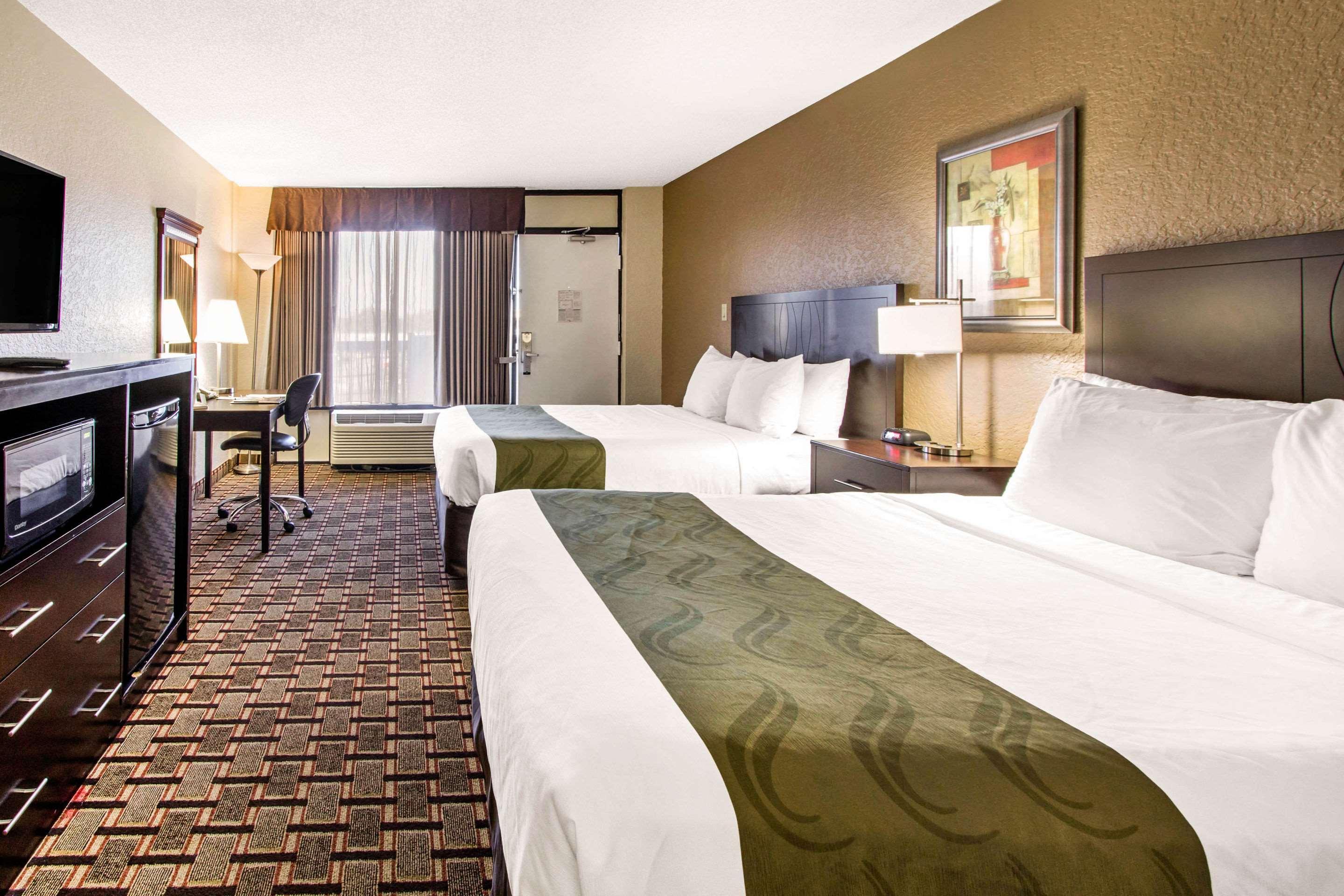 Quality Inn & Conference Center Tampa Exteriér fotografie