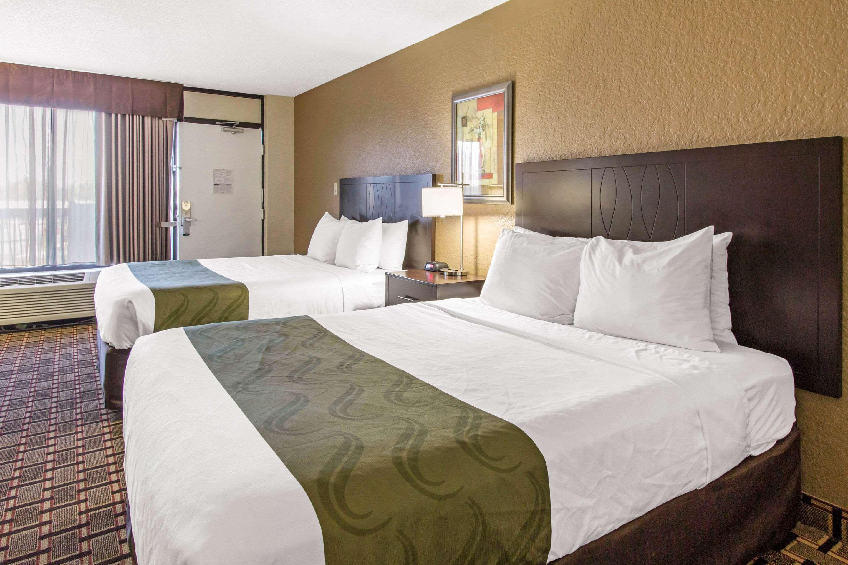 Quality Inn & Conference Center Tampa Exteriér fotografie
