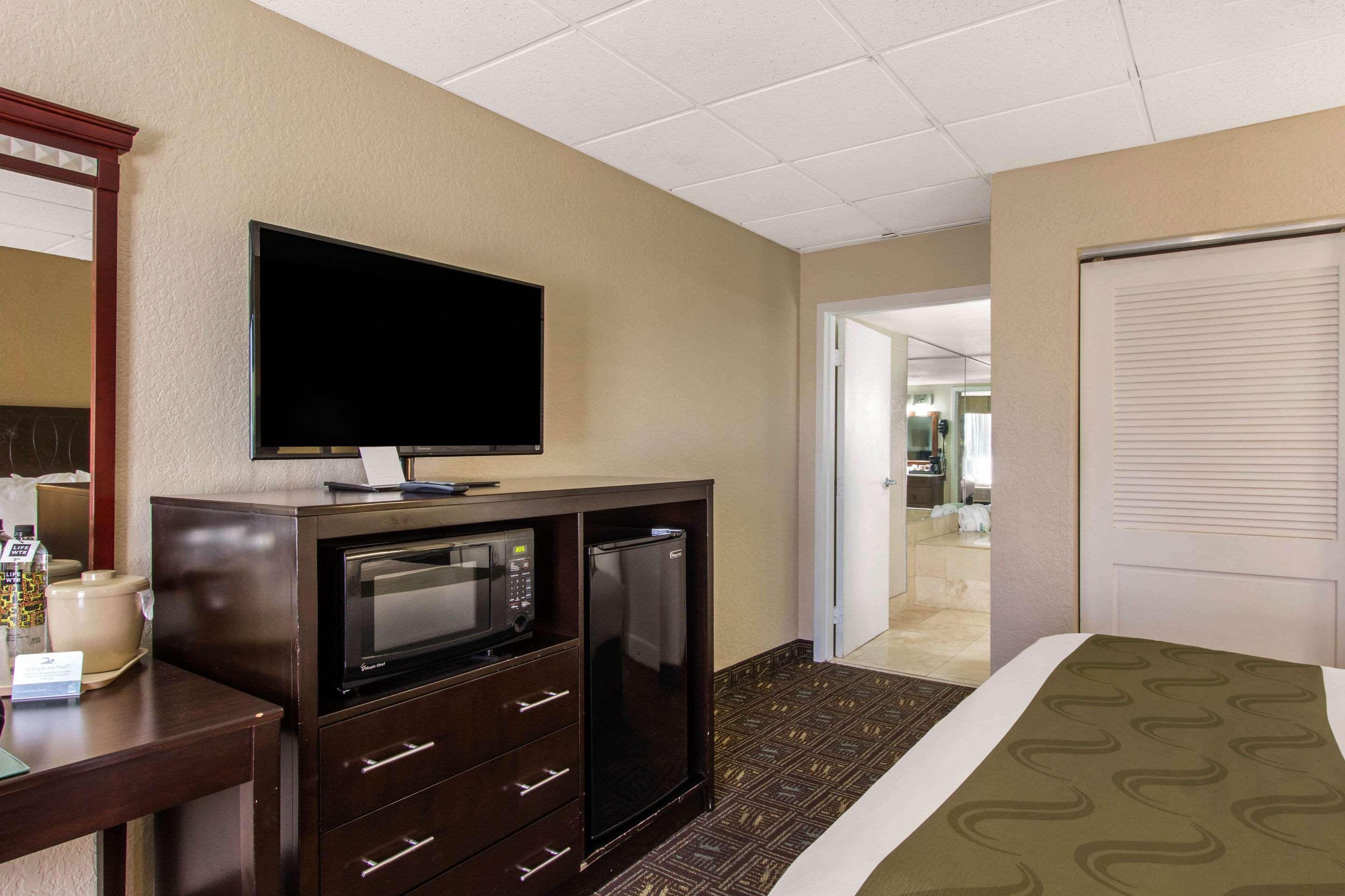 Quality Inn & Conference Center Tampa Exteriér fotografie
