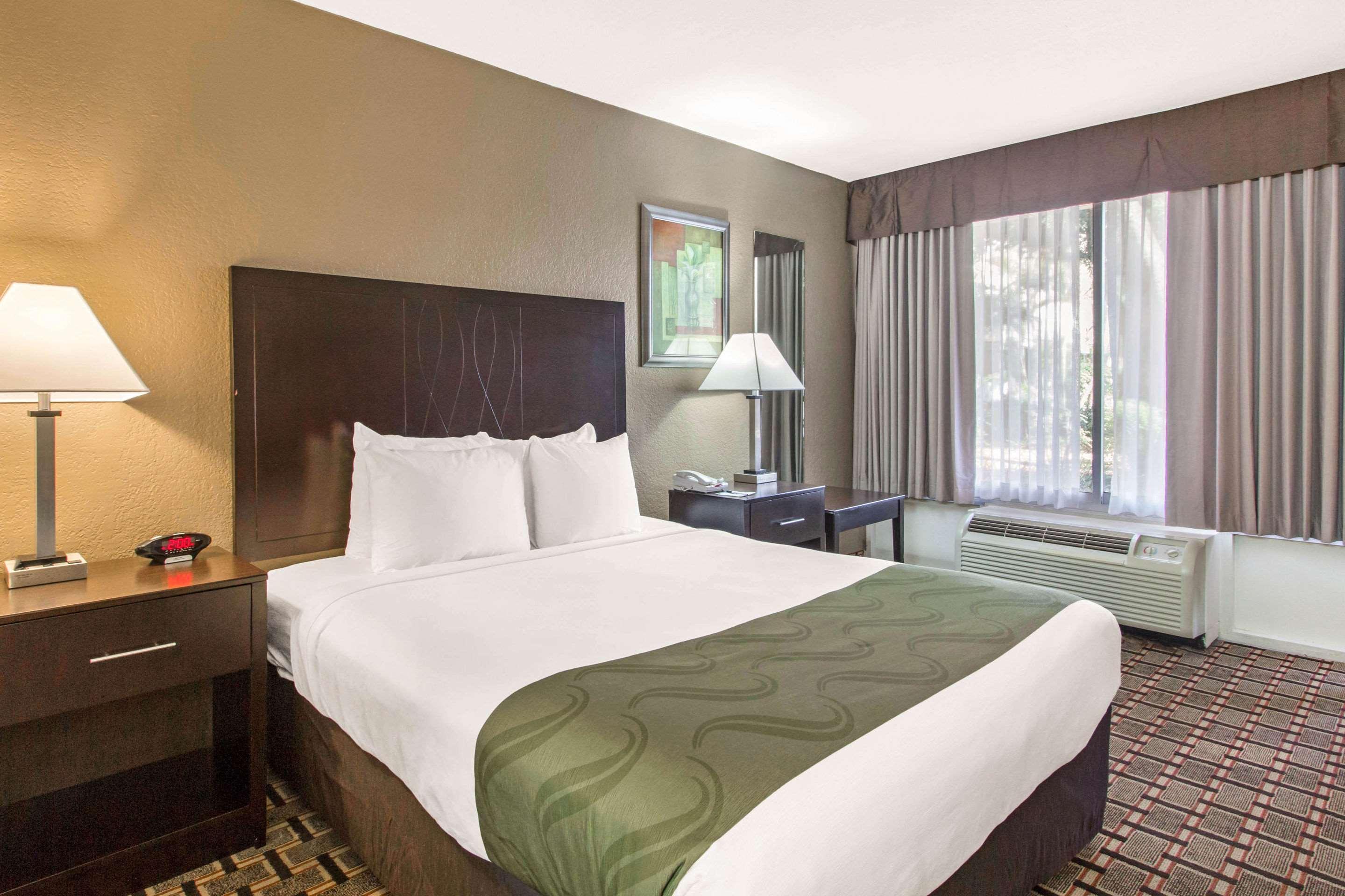 Quality Inn & Conference Center Tampa Exteriér fotografie