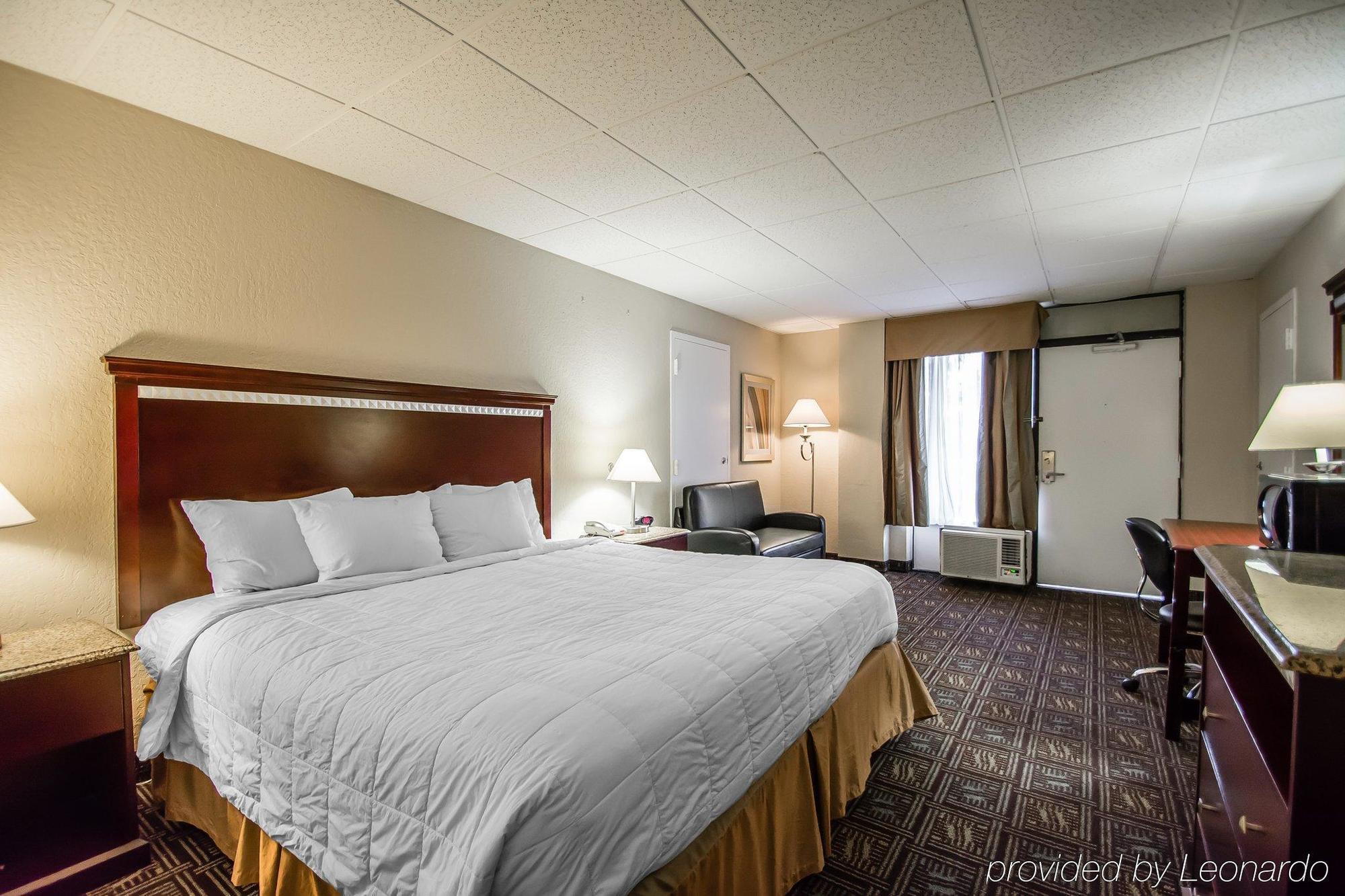 Quality Inn & Conference Center Tampa Exteriér fotografie