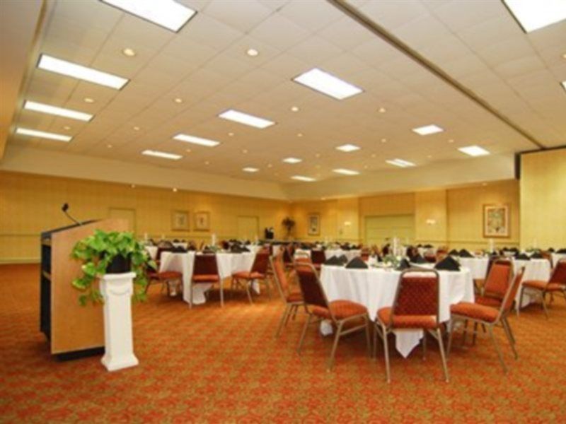 Quality Inn & Conference Center Tampa Exteriér fotografie
